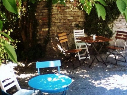 Foto: Le caf&amp;eacute; bleu